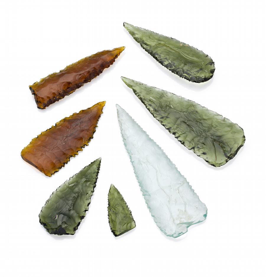 SET OF SEVEN KIMBERLEY GLASS SPEARPOINTS