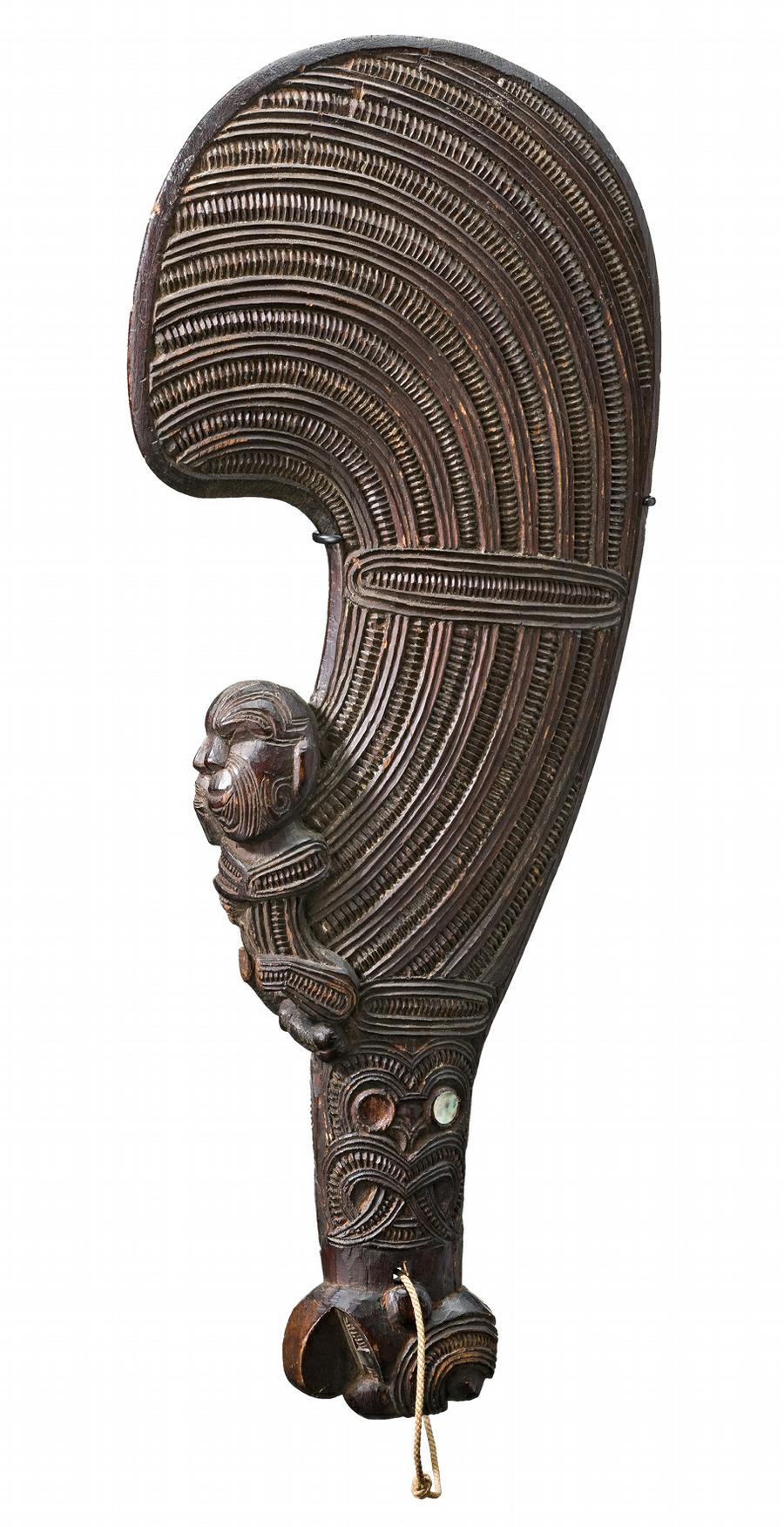 A MAORI PATU