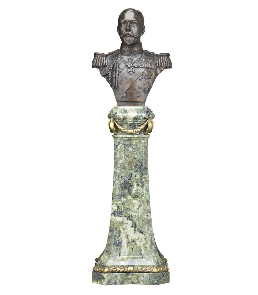 BUST OF KING GEORGE V