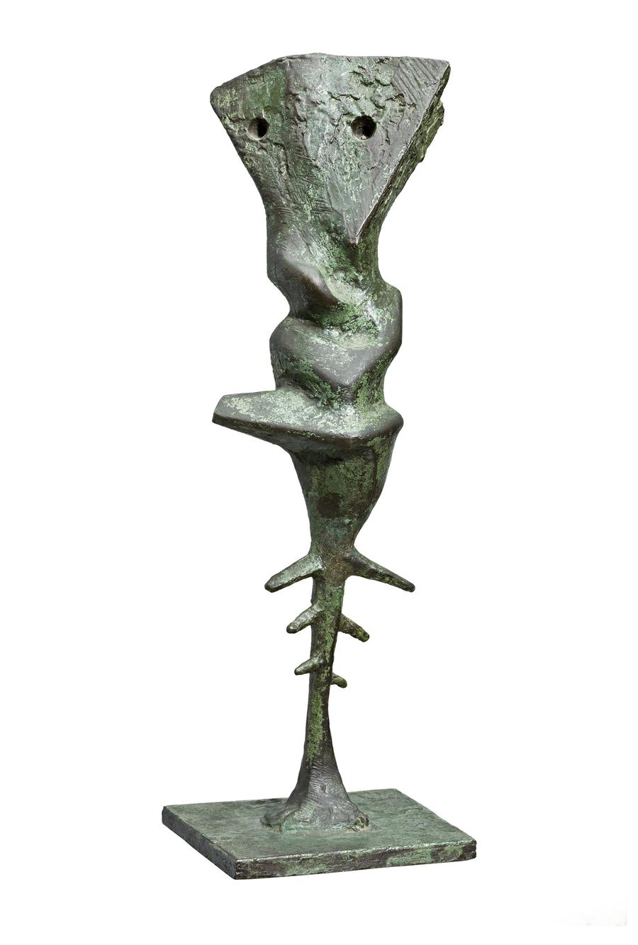 FIGURE WITH SPIKES
