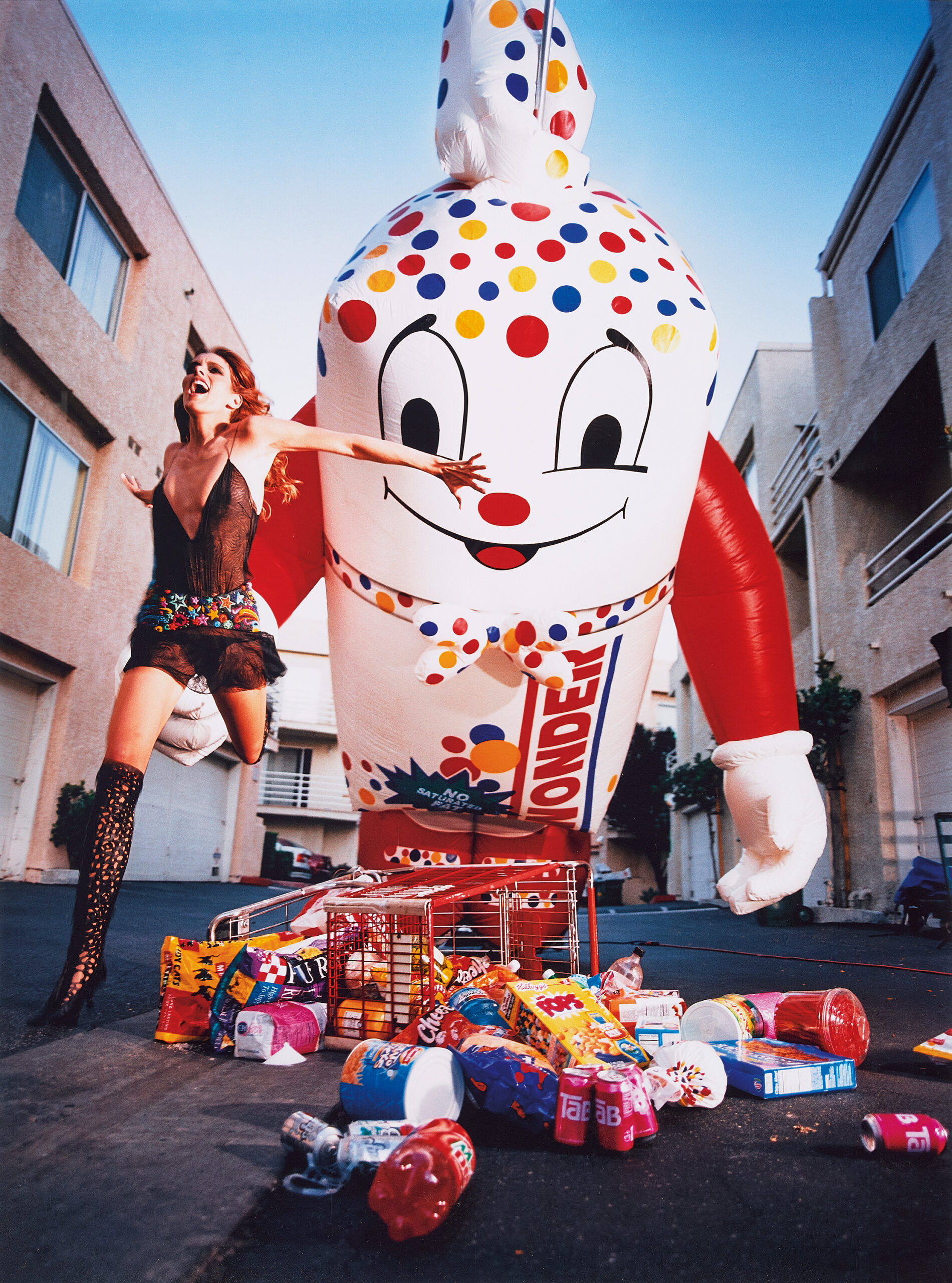INFLATABLES: WONDERBREAD