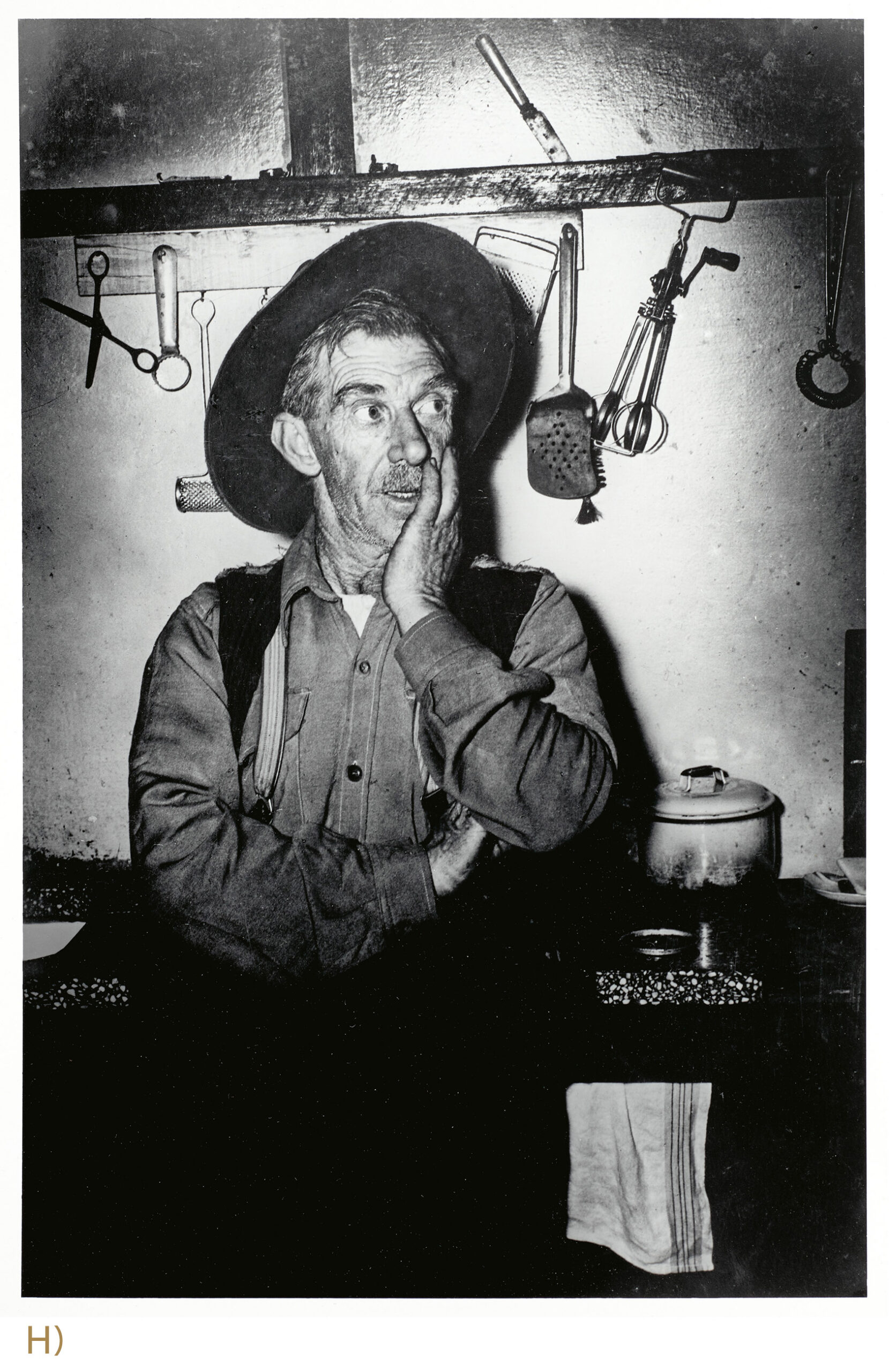 TEN AUSTRALIAN PHOTOGRAPHS (FOLIO 1)