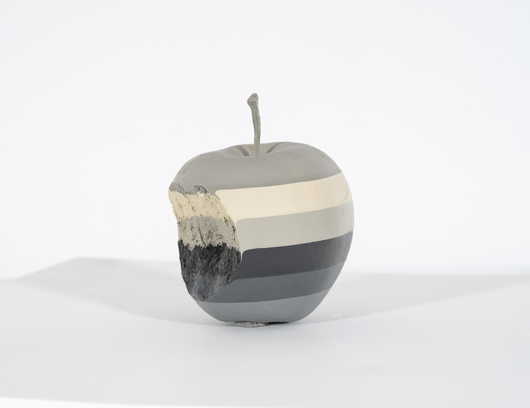 Apple 2001 B/W