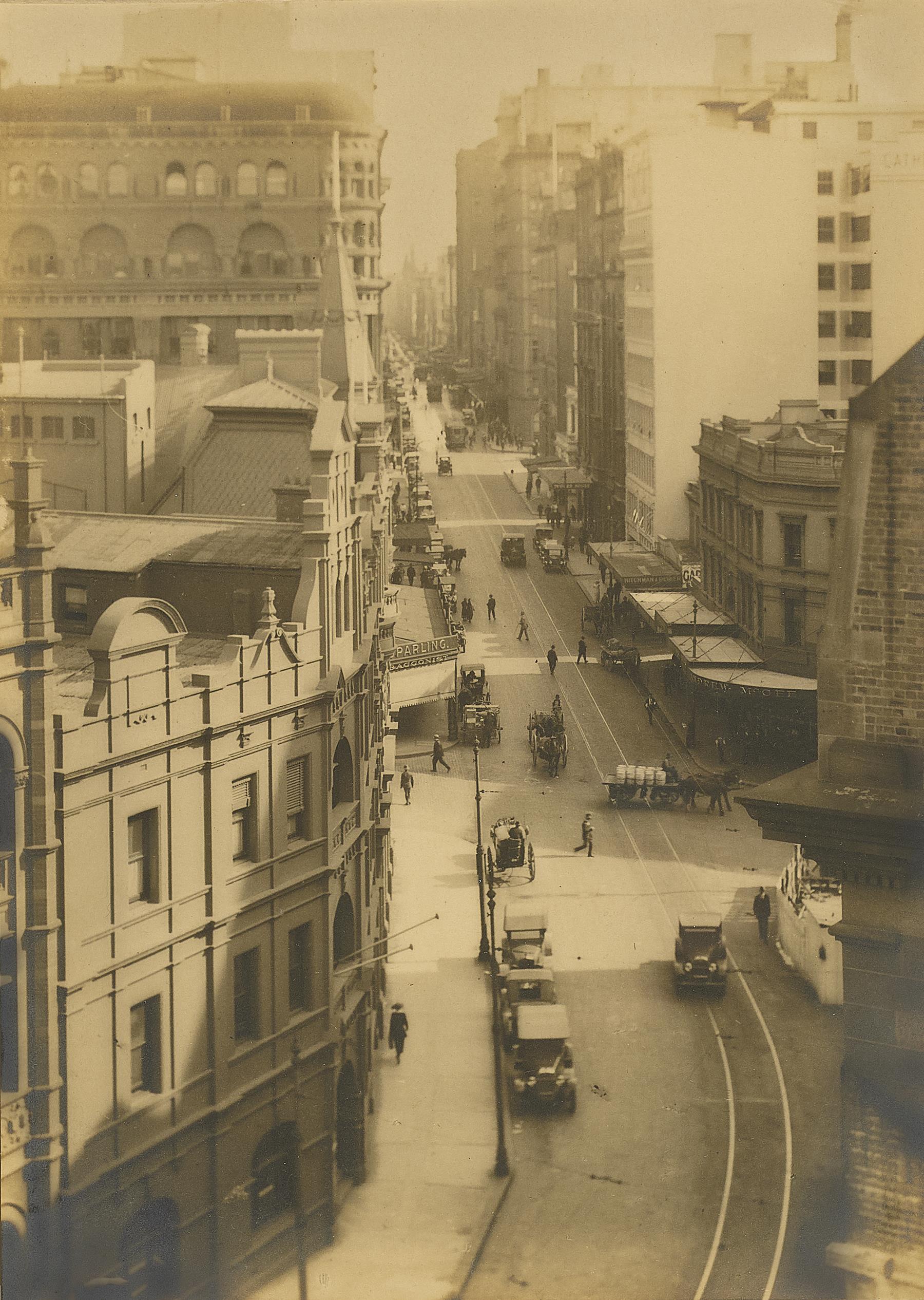 CASTLEREAGH STREET, SYDNEY – CORNER OF HUNTER LOOKING SOUTH FROM BLIGH