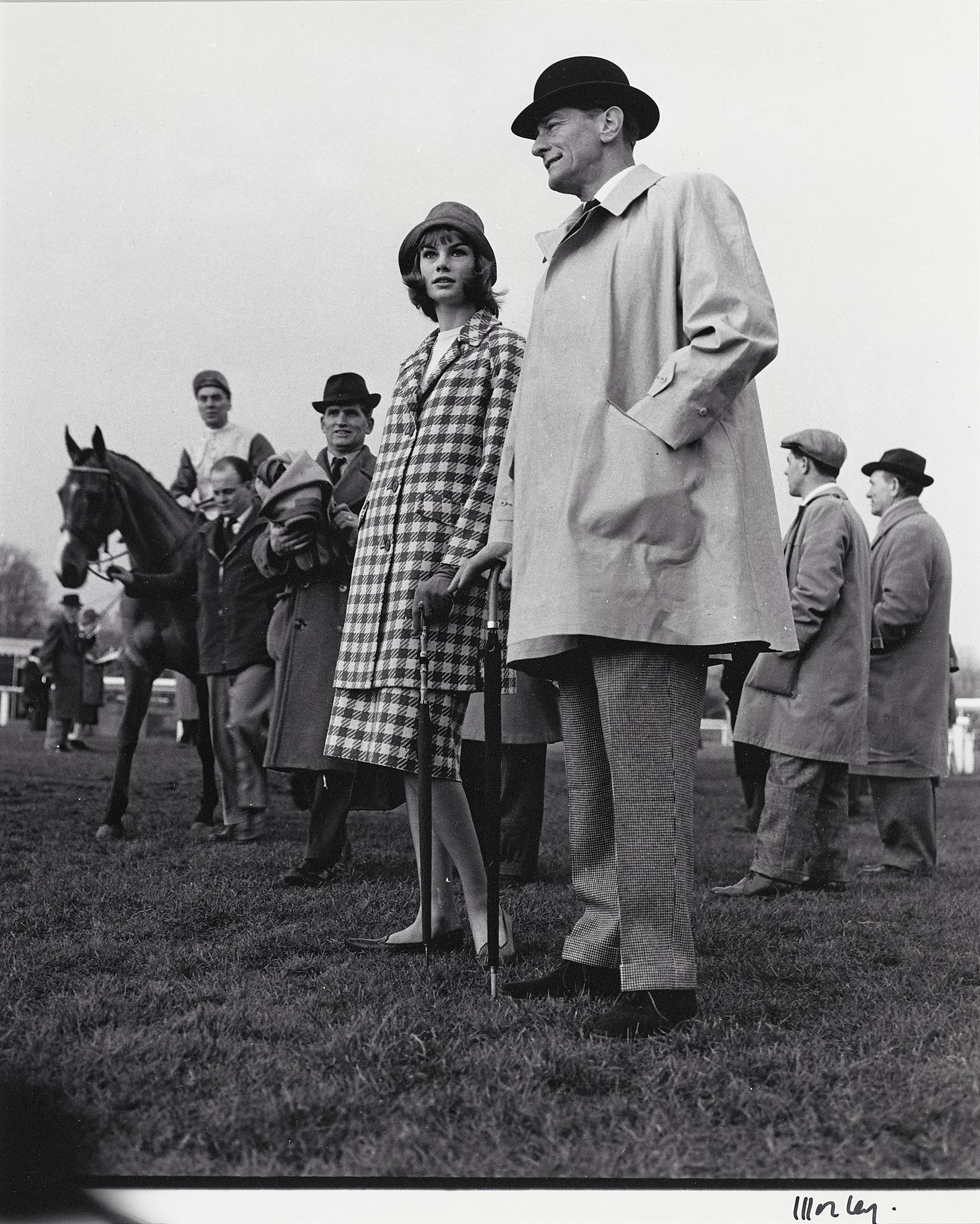 1ST PUBLISHED PHOTO OF JEAN SHRIMPTON – “GO” MAGAZINE