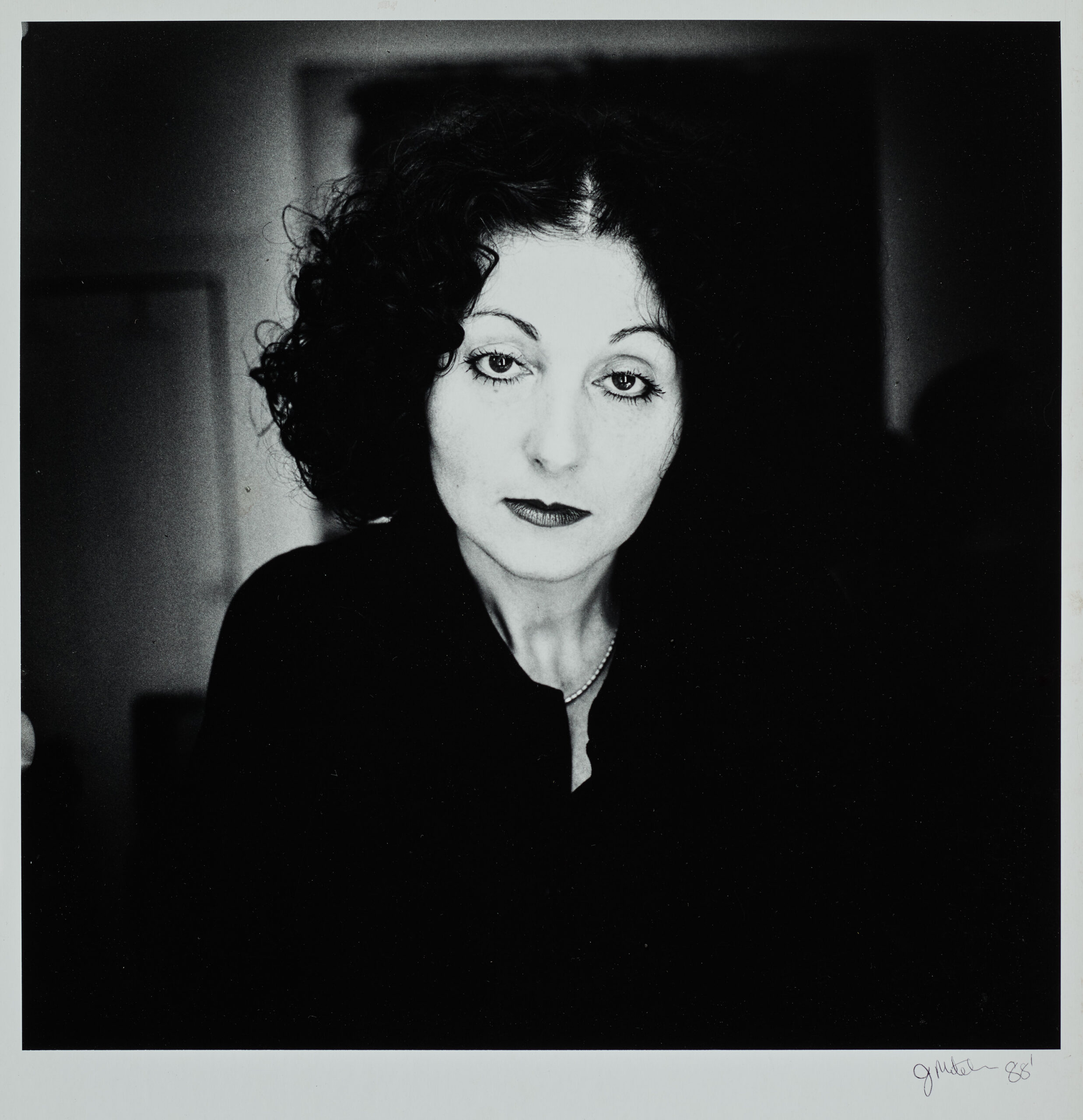 10 PORTRAITS OF AUSTRALIAN WRITERS AND ARTISTS
